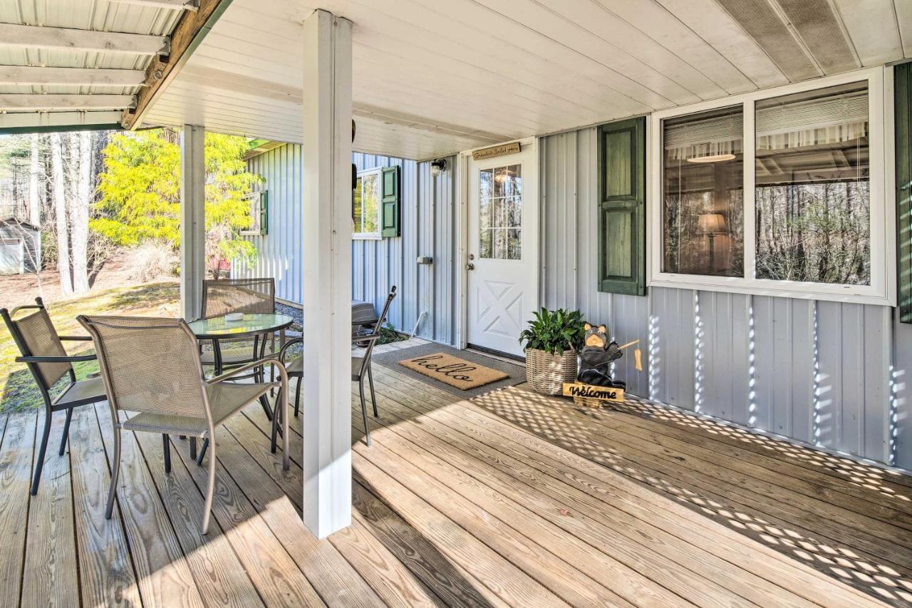 Penrose Home With Covered Deck And Fire Pit! Esterno foto